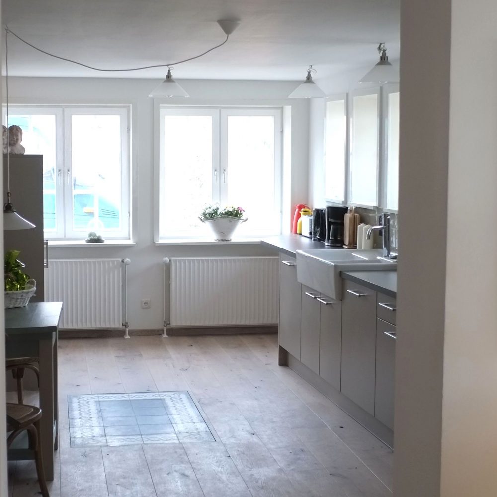 9_Blick in die Küche